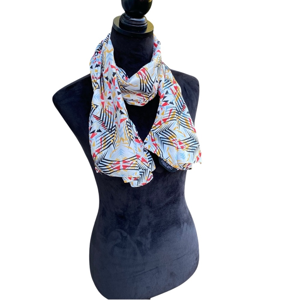 Evolve Colorful Geometric Pattern Scarf Polysilk - Picture 6 of 15
